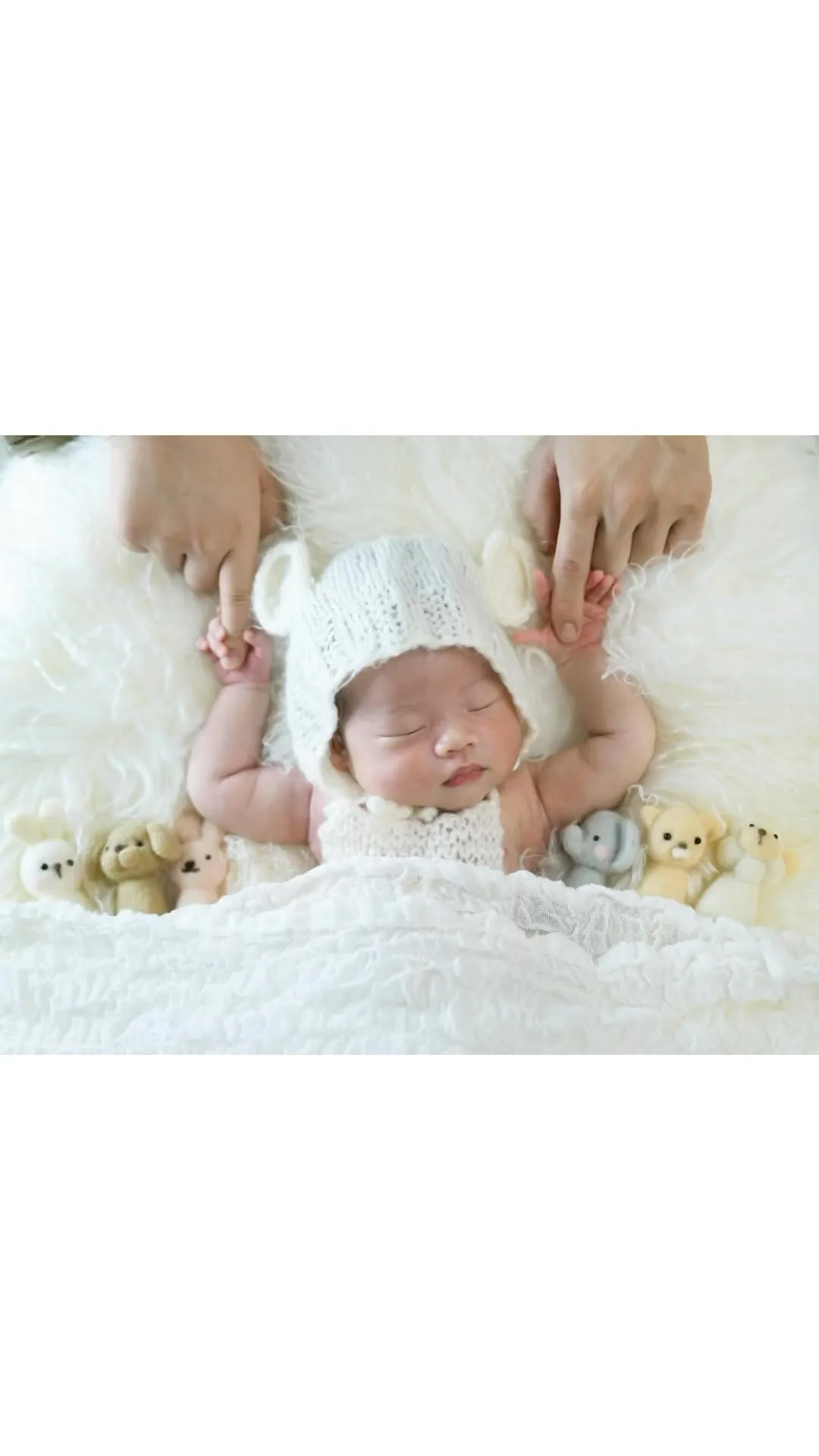 Newborn baby photos 